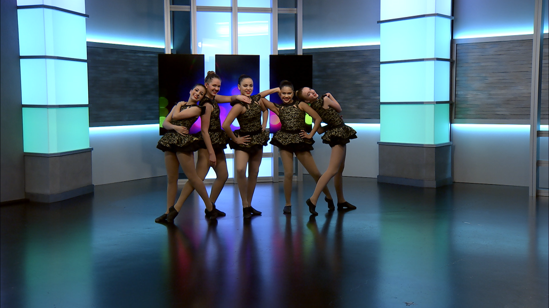 Aurora Dance Arts - Shake the Room