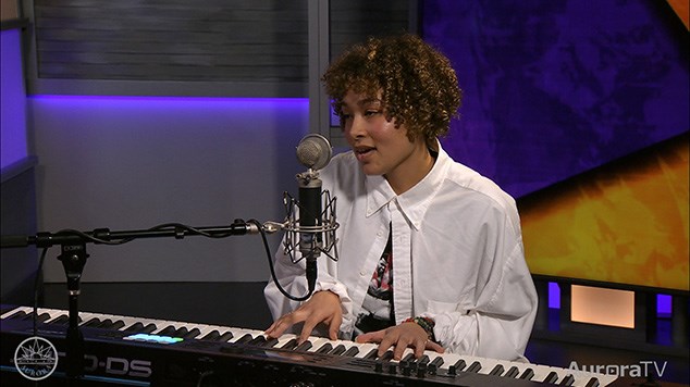 Aurora On Stage - Iyanla Ayite performs "Miss Nina"